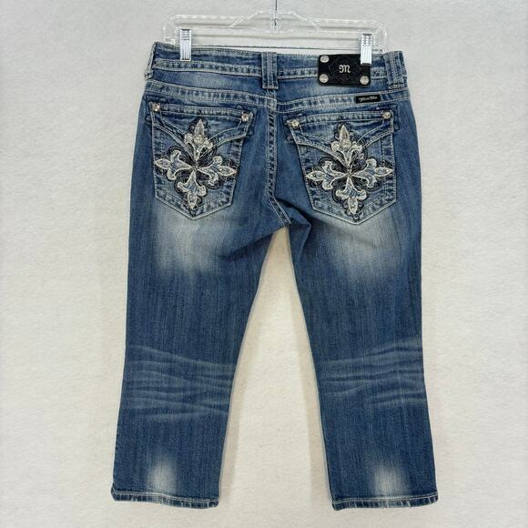Miss Me Capri Jeans Women size 29 Low Rise Embellished Rock Punk Jersey Shore - Picture 1 of 10